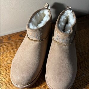 Juicy Couture Brown Suede Ankle Boots, 8